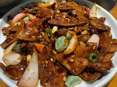 腊八蒜炒猪肝-95号酱骨·一块豆腐(展春园西路店)