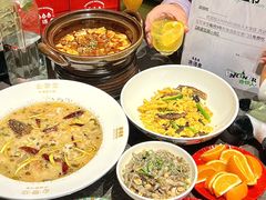 -渔语鱼新川菜Bistro(万象天地店)