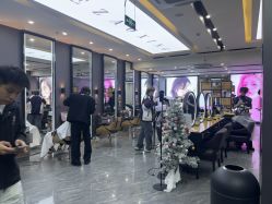 -藤野造型烫染·漂发