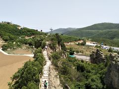 -铜川市金锁关石林