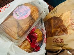 -红宝石·鲜奶小方·海派西点房(金杨店)