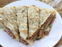 -溢心园香河肉饼总店