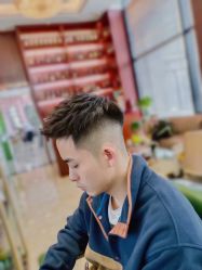 点击看大图 -尼特斯男士发型馆