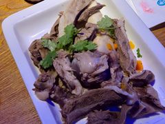 草原手抓肉-清真·卡德尔大叔新疆主题餐厅(龙汇路店)