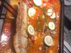 -里岛烤鱼(东港凯虹广场店)