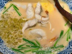 -荣家黄鱼面(前滩太古里店)