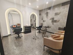 -SWANK SALON