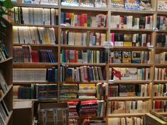 -猫的天空之城概念书店(杭州南宋御街店)