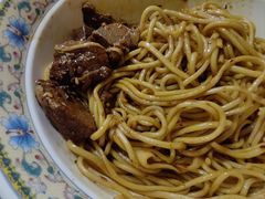 -金杨拉面王小吃面馆·牛三宝面·红烧牛肉粉