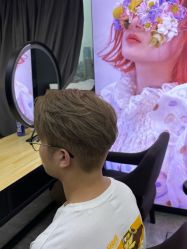 -藤野造型烫发染发