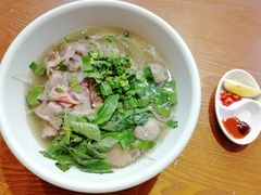 火车头特别牛肉汤河粉-甘容西贡越南粉