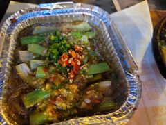 猪脑花-何师烧烤·香辣蟹·川菜·30年老品牌(太古里旗舰店)