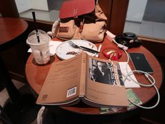 -StayReal Cafe(长宁来福士广场东八区店)
