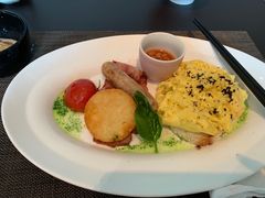 -杭州逸酒店(西湖武林店)