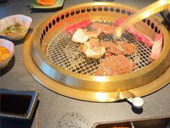 -铭牛烧肉·和牛海鲜自助(高新月牙湖店)