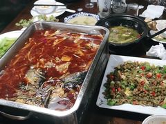 -衢州人家私房菜(中沙金座店)