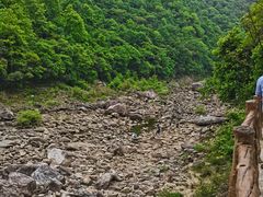 -燕子河大峡谷天坑仙境