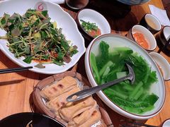 -老滇山寨•云南特色菜•地方菜•民族风情歌舞表演(金碧店)