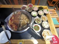 -袍哥码头老火锅(横岗分店)