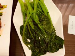 清炒芥蓝-鸿运楼烤鸭店(天桥店)