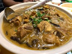 小鸡炖蘑菇粉条-李老哈·东北菜(宋园路店)