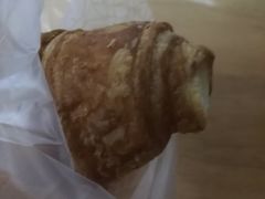 牛角包-可颂坊(中心书城店)