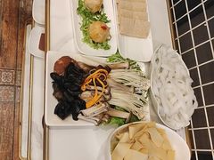 -前门·鲜肉火锅(长风店)