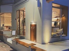 -Line 咖啡(石厦花园店)