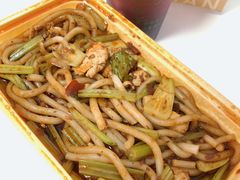 香辣鸡肉炒米粉-胖老汉椒麻鸡清真新疆菜(西御街店)