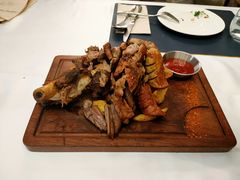 烤肉拼盘-鼎鼎西餐厅