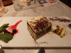 -必胜客(远大路店)