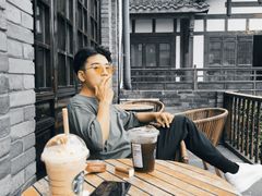 -星巴克臻选(成都宽窄巷子店)