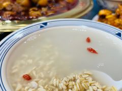 -牛一嘴·兰州牛肉面·大盘鸡(财富中心店)