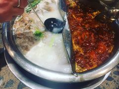 鸳鸯锅-肖肖酸萝卜鱼火锅(总店)