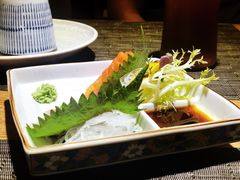 三文鱼刺身-青都里日本料理(高新二路店)