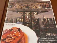 -Majestic Café