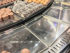 -Laderach 莱德拉(上海环贸iapm店)