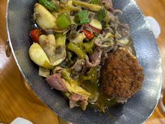 -何太太馄饨面铺(大浒东苑店)