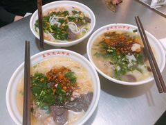 -文山荷鲜居(翠湖店)