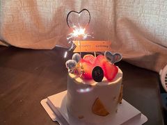 小四寸蛋糕-鹿里烘焙LulyBaking(东二环泰禾广场店)