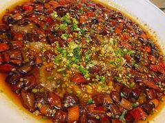 -临界音乐酒馆·小龙虾·江湖菜(华熙LIVE·鱼洞店)