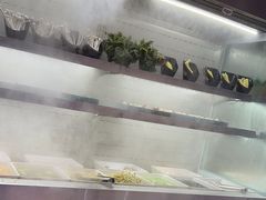 -新艺自助美食城(中山路店)