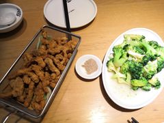 -吕氏疙瘩汤·海鲜新鲁菜(凯德mall新都心店)