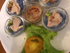猪肉椰浆细面-蝶豆花蓝面条