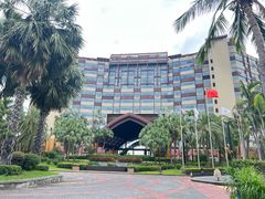 -三亚湾海居铂尔曼度假酒店