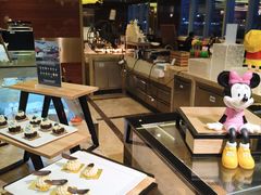 -大中华希尔顿酒店-念自助餐·嗨啤·小龙虾