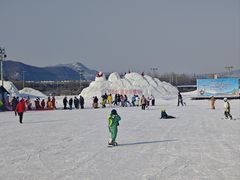 -辽阳弓长岭温泉滑雪场