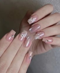 -芊冉•美甲美睫纹绣