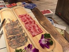 -热火朝天鲜切牛肉火锅(南强街巷店)