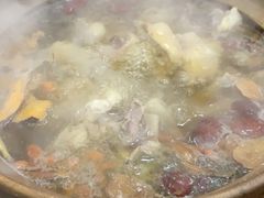 -威邵鸡煲(西华路总店)